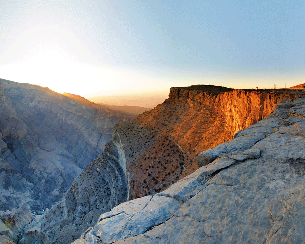 Day Trip to Nizwa & Jabal Shams - The Grand Canyon of Oman