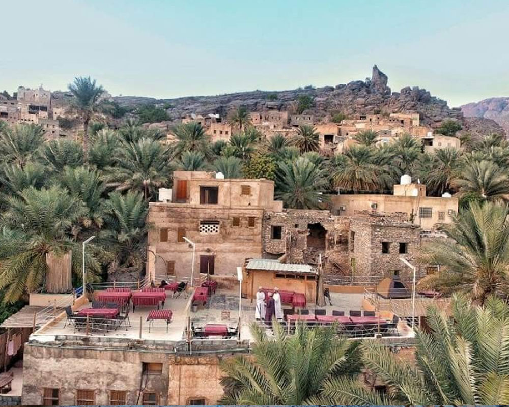 Nizwa and Picturesque Foothills